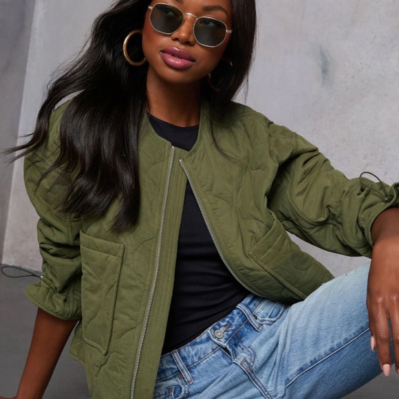 Quilted Puffer Jacket - Picture 4 of 4